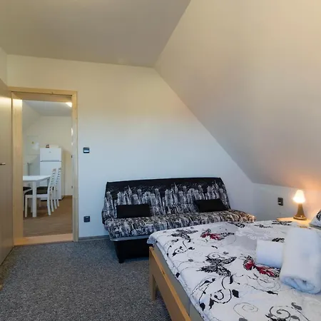 Apartmán U Krotkých - *